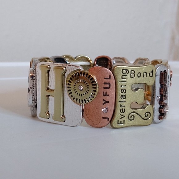 Love Forever Mother Metal Stretch Bracelet - Picture 5 of 14